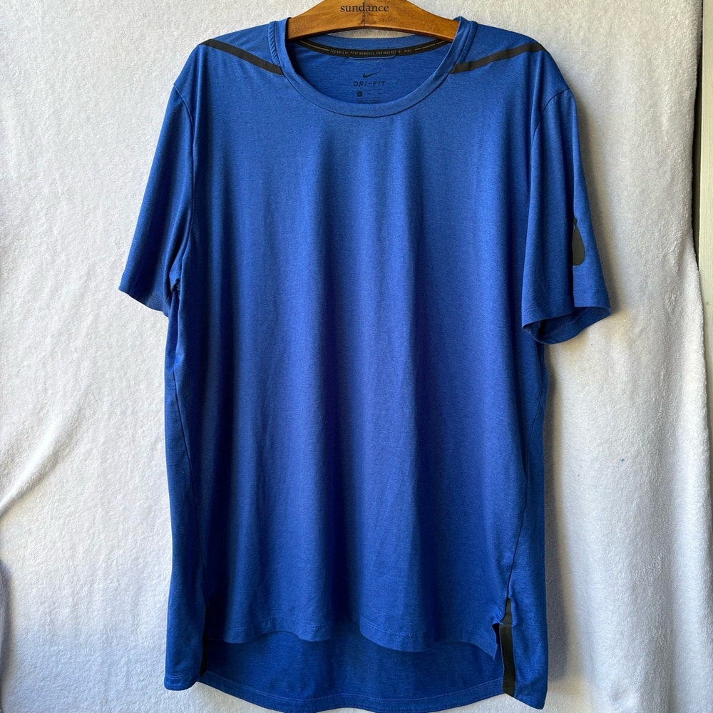 Nike short sleeve tee royal blue